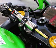 ステアリングダンパーキット ZX-25R(20-24)/ZX-4RR(24)