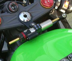ステアリングダンパーキット ZX-636R(13-18)